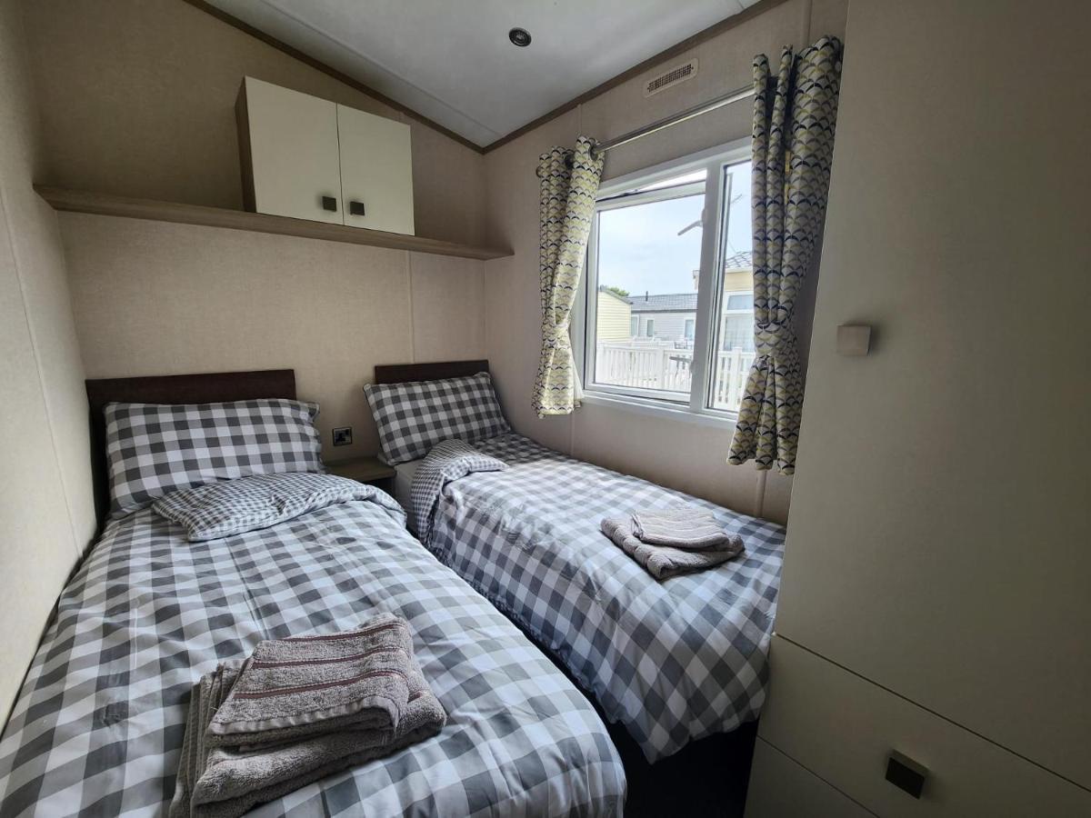 Hotel D & A Short Breaks - St Margarets Bay, Dover Saint Margaretʼs at Cliffe Exteriér fotografie